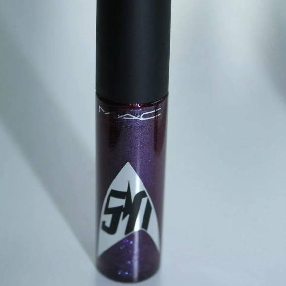 Mac Star Trek 2pc Lipglass Set New in Box Warp Speed Ahead & Khaannn Purple - Picture 2 of 6